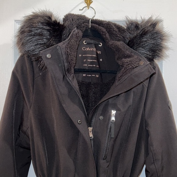 Black Calvin Klein Winter Coat with Fur Trimmed Hood Size Medium - Picture 2 of 6